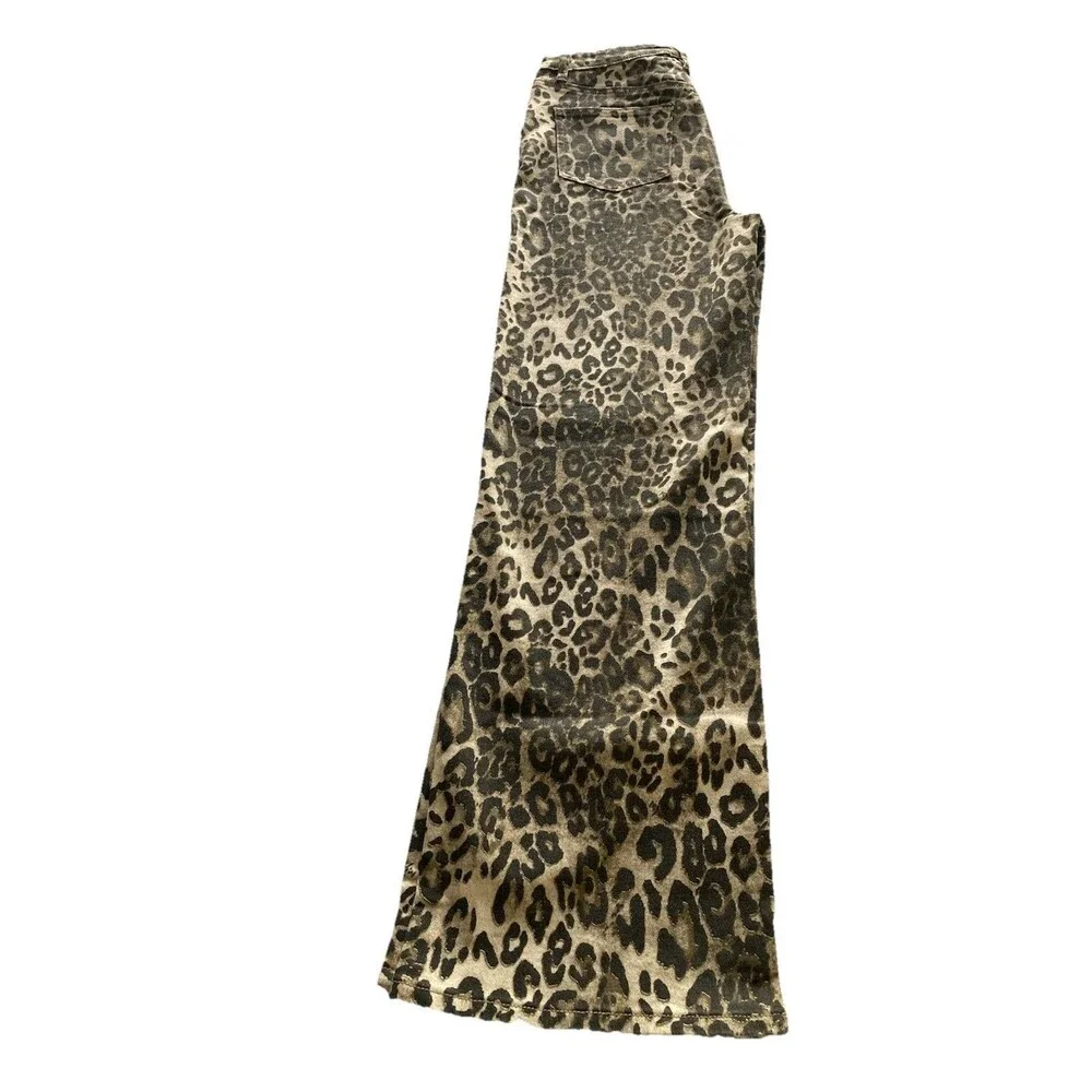 Fashion Nova Women’s Junior Size 15 Long Leopard Jeans Flared NWT. New With Tags - Picture 15 of 16